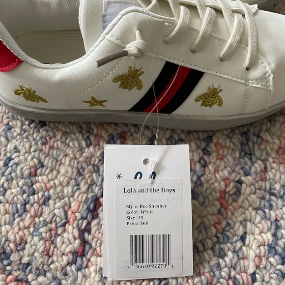 NEW STARS AND BEE SNEAKER - Picture 4 of 8